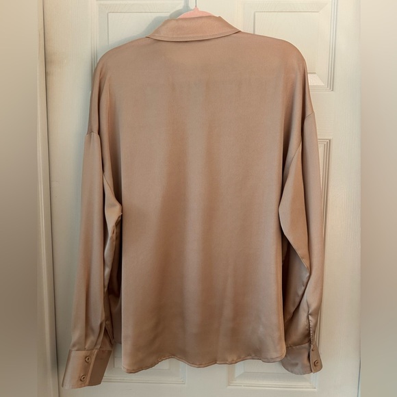 Vici Blouse Size XL - Picture 7 of 7